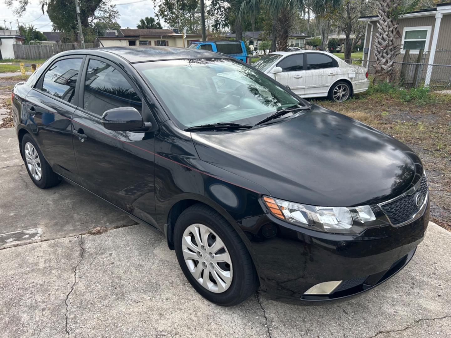 2011 Kia Forte XE (KNAFU4A2XB5) , AUTO transmission, located at 1758 Cassat Ave., Jacksonville, FL, 32210, (904) 384-2799, 30.286720, -81.730652 - *****$3500.00*****2011 KIA FORTE EX MODEL 4-DOOR AUTOMATIC TRANSMISSION ICE COLD AIR CONDITIONING 232,043 HIGHWAY MILES LOOKS AND RUNS GREAT TINT POWER EQUIPMENT DON'T DELAY CALL US TODAY @ 904-384-2799 - Photo#2